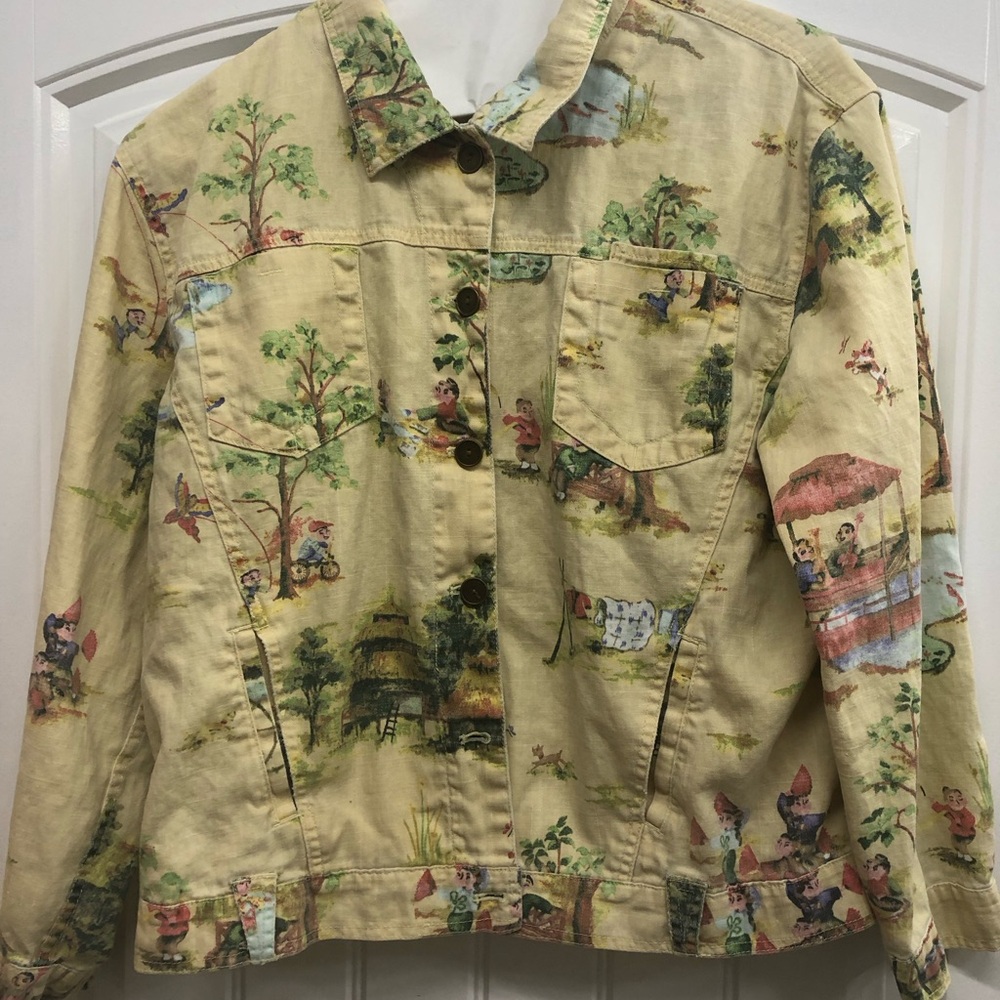 Chico’s Light Yellow Printed Women's Jean Jacket
Good Condition. Size 2 Chicos